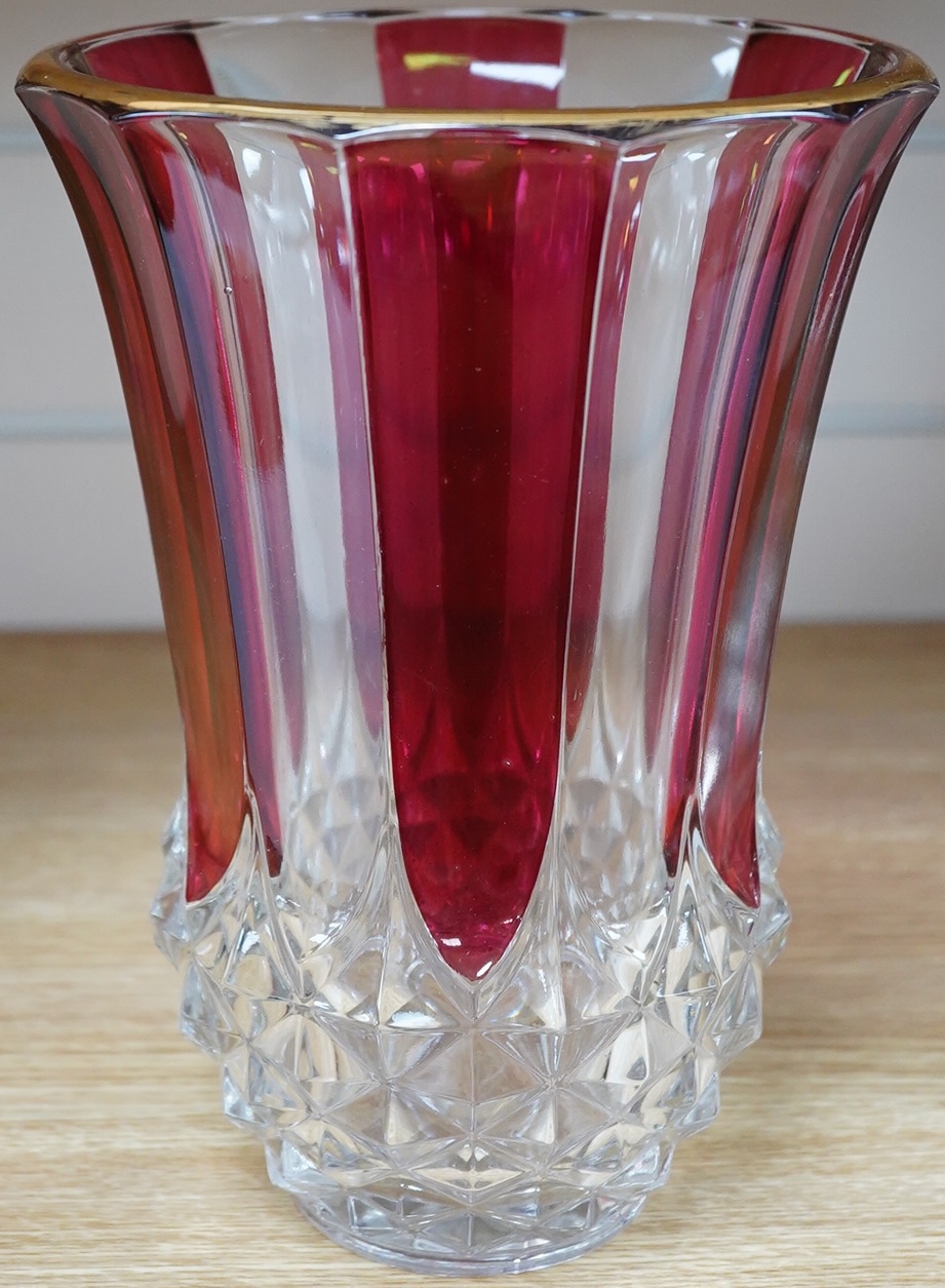 A Val Saint Lambert ruby-overlaid glass vase, 25cm high